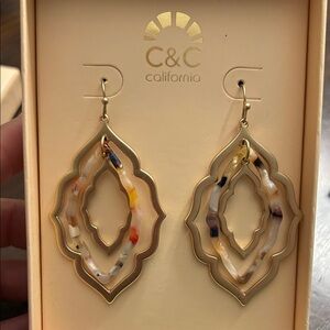 C&C California Gold Frame Earrings with Multicolor Marble Inset